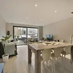 Duplex In Steps From Seafront بلانكنبرخ