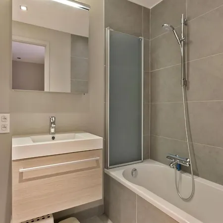 Duplex In Steps From Seafront