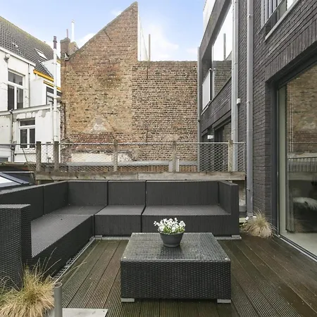 Duplex In Steps From Seafront *