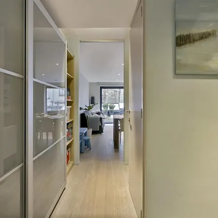 Duplex In Steps From Seafront * بلانكنبرخ